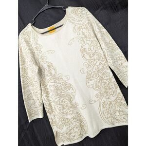 NWOT! RUBY RD.! CREAM ORNATE GOLD SCROLLED L/S TUNIC SWEATER! SZ M